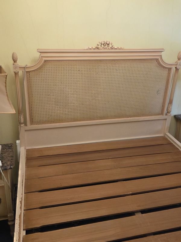 Item 923075 - Image 0