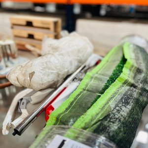 Lote de Resortes, Césped Sintético, Caño de Cobre y Otros Artículos - imagen 3