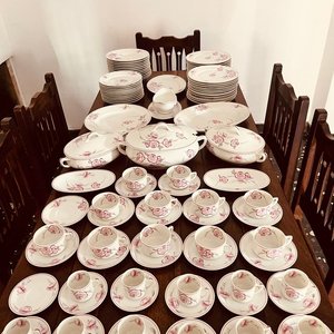 Juego de Loza Limoges Charles Ahrenfeldt: Vajilla Completa con Fuentes y Tazas - imagen 1