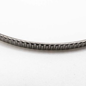 Pulsera de Plata con Diseño Rayado - imagen 2