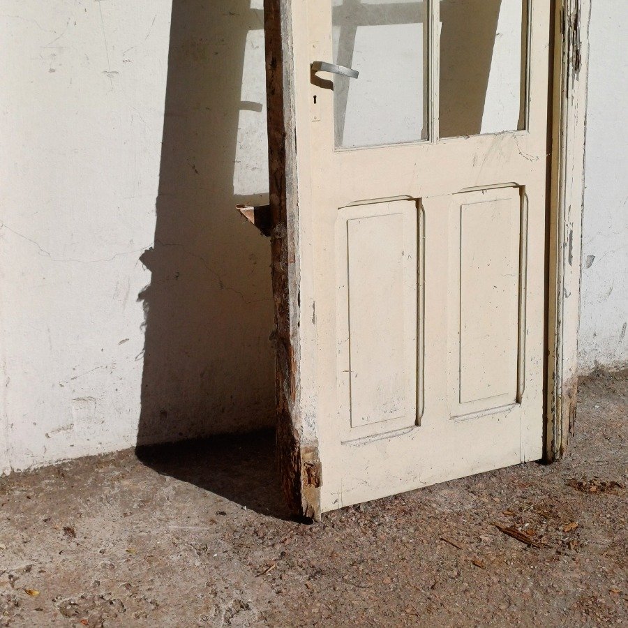 Puerta de tablero colonial con pinotea y vidrios - imagen 5