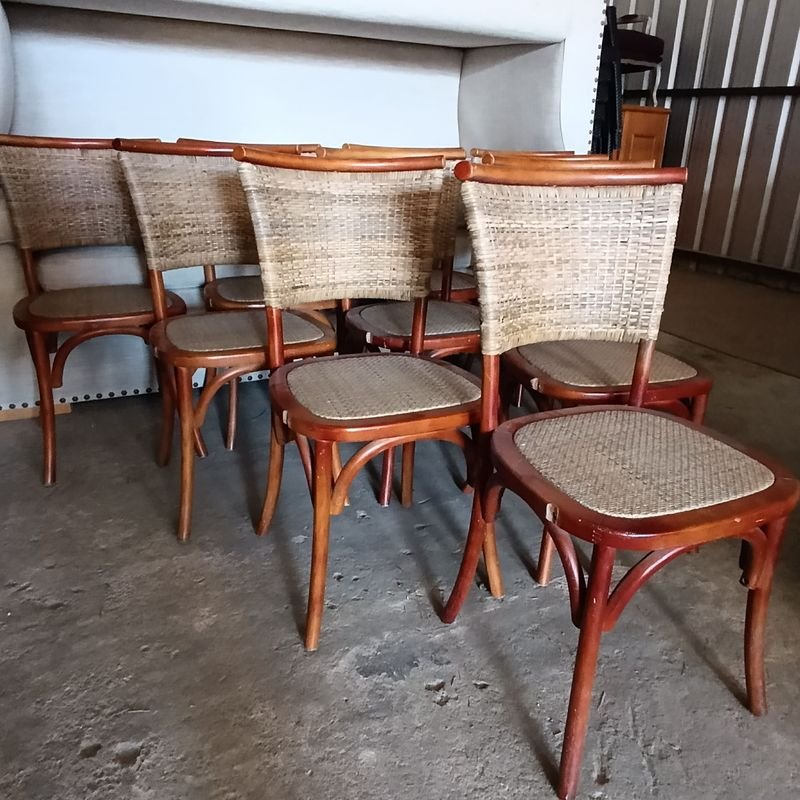 Sillas de madera maciza y ratán natural con posabrazos - imagen 4