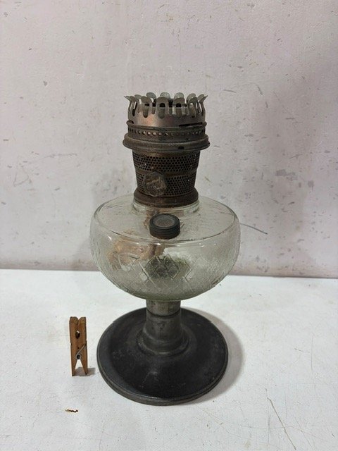 Lámpara de Querosen Antigua de Vidrio y Metal