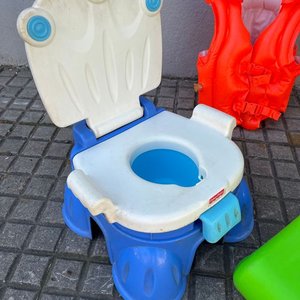 Tobogán Infantil, Chaleco Salvavidas y Orinal Fisher-Price - imagen 2
