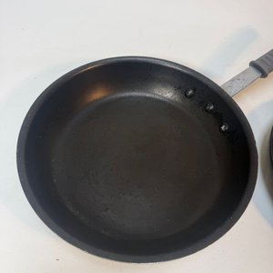 Par de Sartenes de Calidad con Mango Gris, 30cm Diámetro - imagen 3