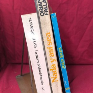 Libros: La Guerra del Fin del Mundo, Nada y Así Sea, Joan Baez - imagen 2