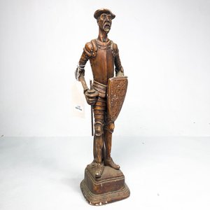 Lote siguiente: Figura de Caballero en Madera Tallada - 40 cm