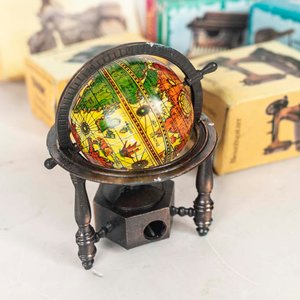 Lote de 9 Sacapuntas Antiguos Estilo Miniatura con Caja - imagen 2