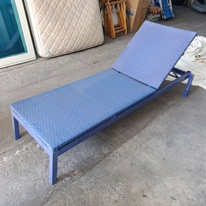 Camastros de Aluminio y Ratán Sintético Violeta con Respaldo Reclinable - imagen 4