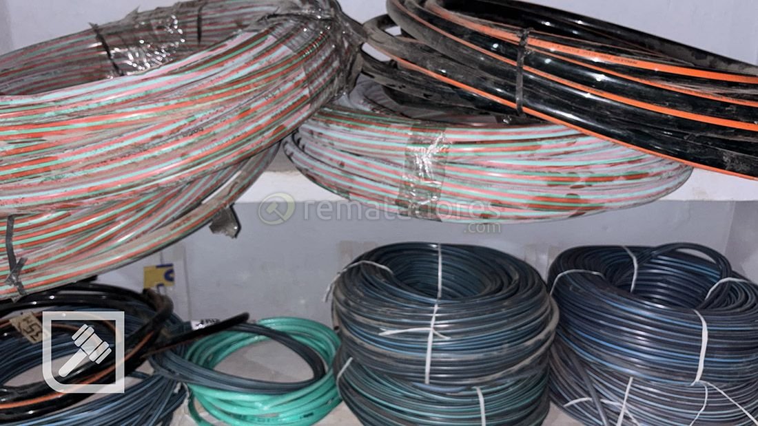 Rollos de Cable Eléctrico y Manguera Varios Colores