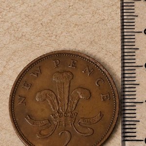 Moneda 2 New Pence Gran Bretaña 1975 Reina Isabel II - imagen 2