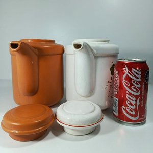 Lote anterior: Juego de 2 Teteras Vintage de Porcelana Decorada y Naranja