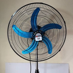 Ventilador de Pie Okey con Base Redonda y 3 Velocidades - imagen 2