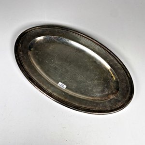 Bandeja Oval de Metal Plateado Hotel Pocitos - 40 x 25 cm - imagen 2