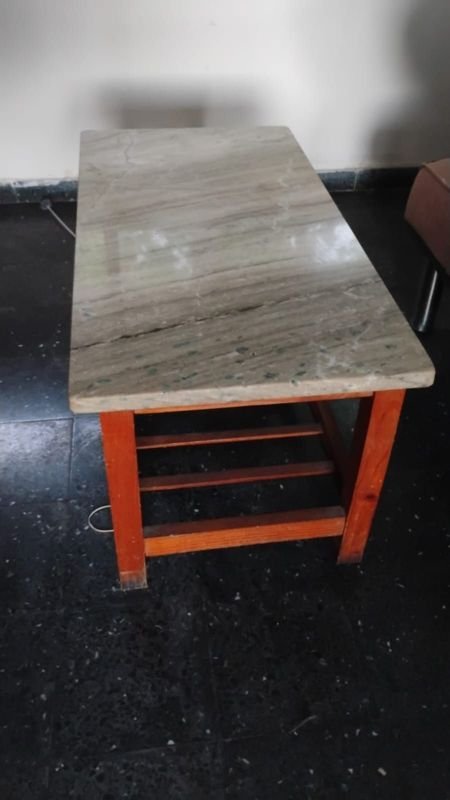 Mesa de madera rústica para hogar