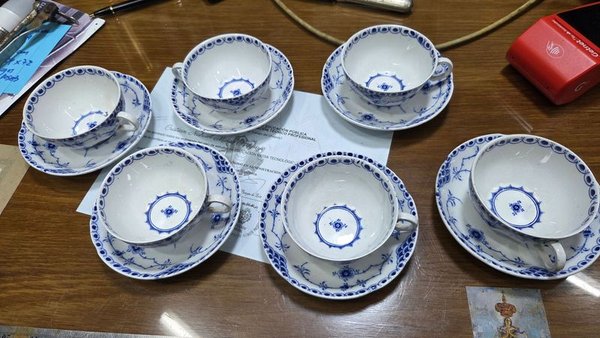 Juego de 6 Tazas con Platos de Porcelana Royal Denmark - imagen 1