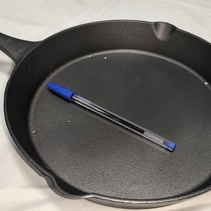 Sartén de Hierro Fundido Redonda 24cm - Nueva - imagen 3