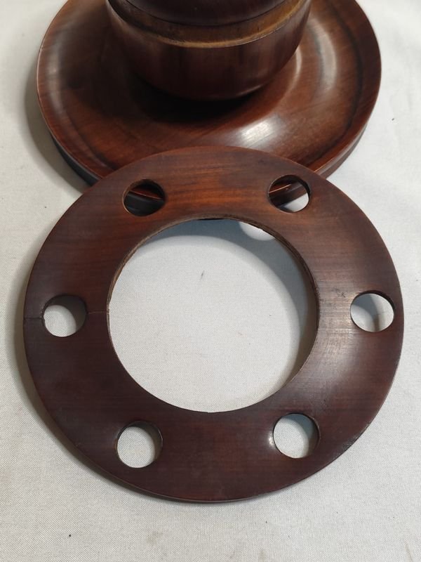Porta pipas de madera maciza con tres partes de pipas - imagen 4