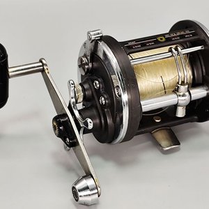 Reel Rotativo Daiwa Sealine 27SH Super Hi-Speed Made in Japan - imagen 1
