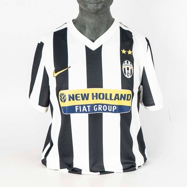 Lote anterior: Camiseta de Juventus oficial de tienda marca Nike N°2 de Martín Caceres