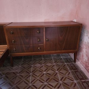 Cama Dos Plazas con Mesa de Luz y Cómoda Incorporadas - imagen 4