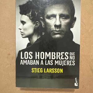 Lote anterior: Libro "Los hombres que no amaban a las mujeres" de Stieg Larsson