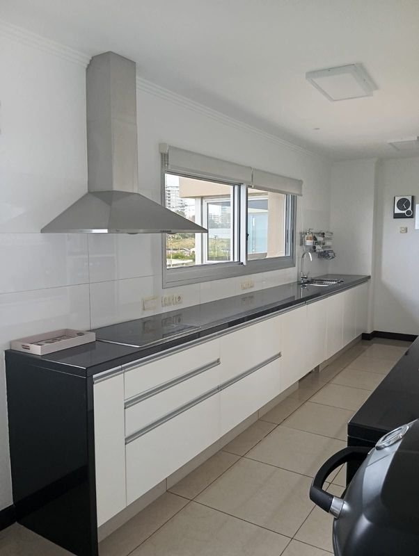 Item 923271 - Image 0