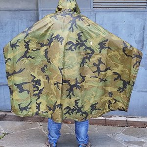 Capa de Agua Camuflada Ejército Americano Usada - imagen 2