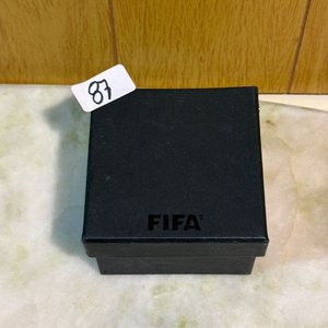 Lote siguiente: Caja con Monedas de Varios Países y Continentes