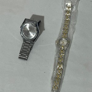 Par de Relojes de Pulsera: Dama y Caballero, Nuevos - imagen 4