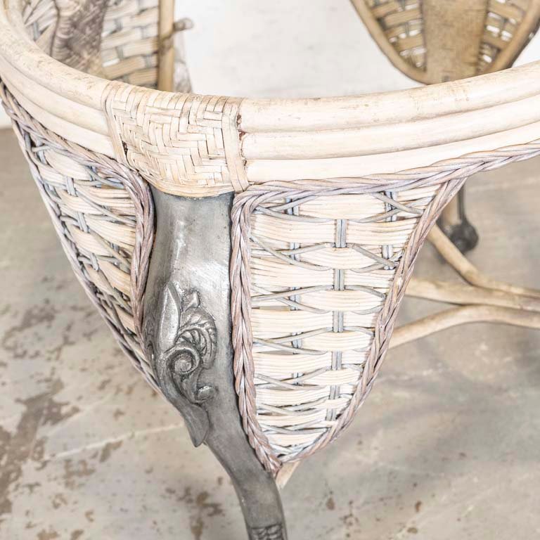 Base para mesa de jardín en madera y ratán con detalles - imagen 2
