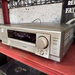 Sintoamplificador jvc prende y funciona - imagen 2