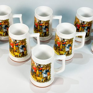 Jarras de Cerveza de Vidrio Blanco con Decoración de Personajes (Set de 8) - imagen 3