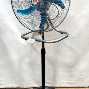 Ventilador de Pie Metálico con 5 Aspas y 3 Velocidades - imagen 2