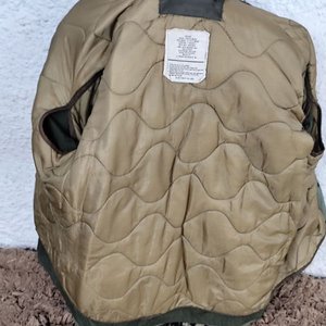 Campera Militar Alpha Industries M-65 Verde Talle Medium Forro Desmontable - imagen 10