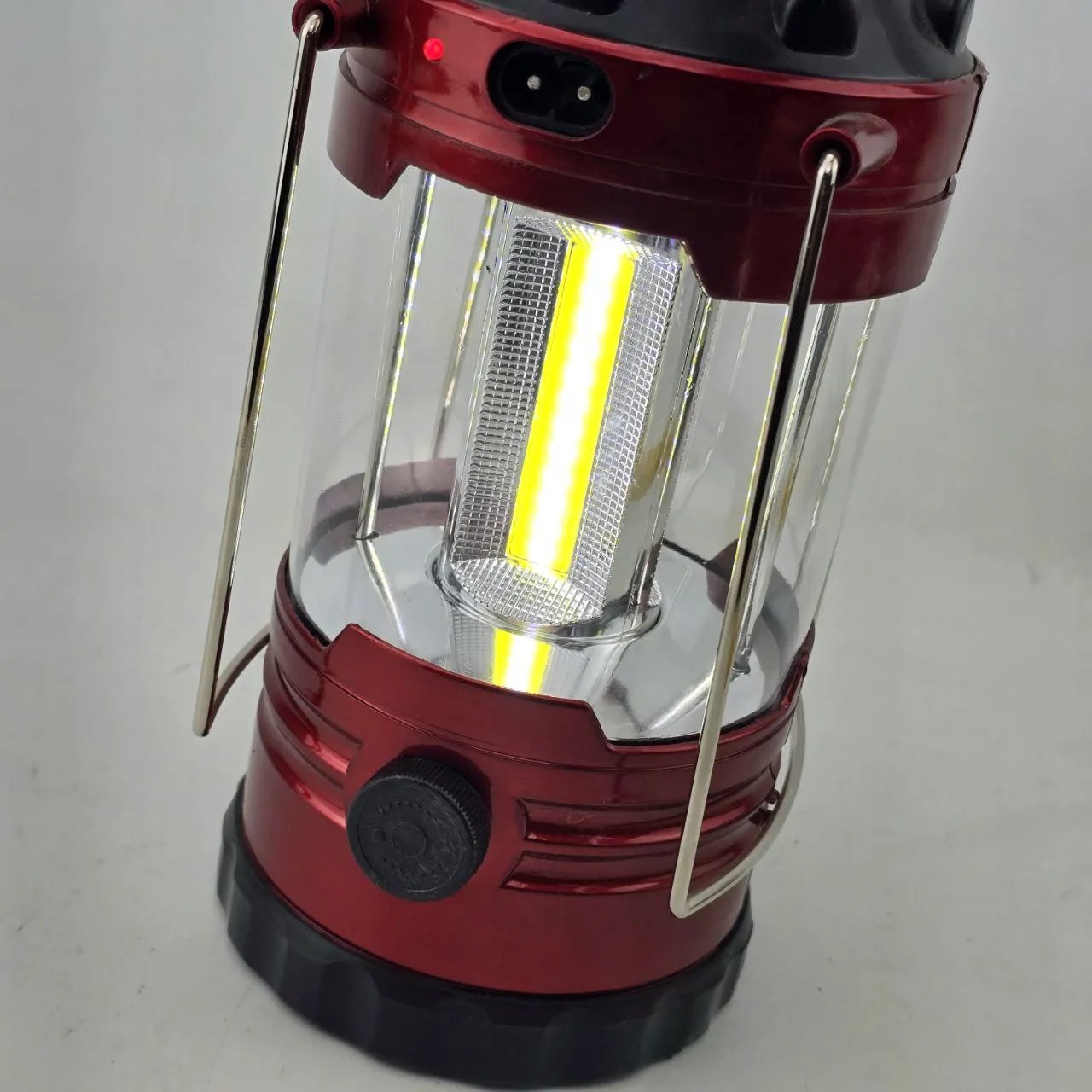 Lámpara LED solar recargable - imagen 3