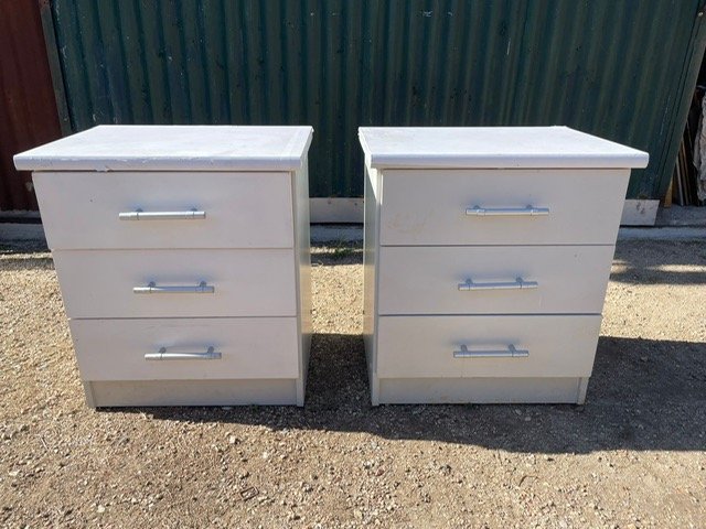 Item 27225 - Image 0