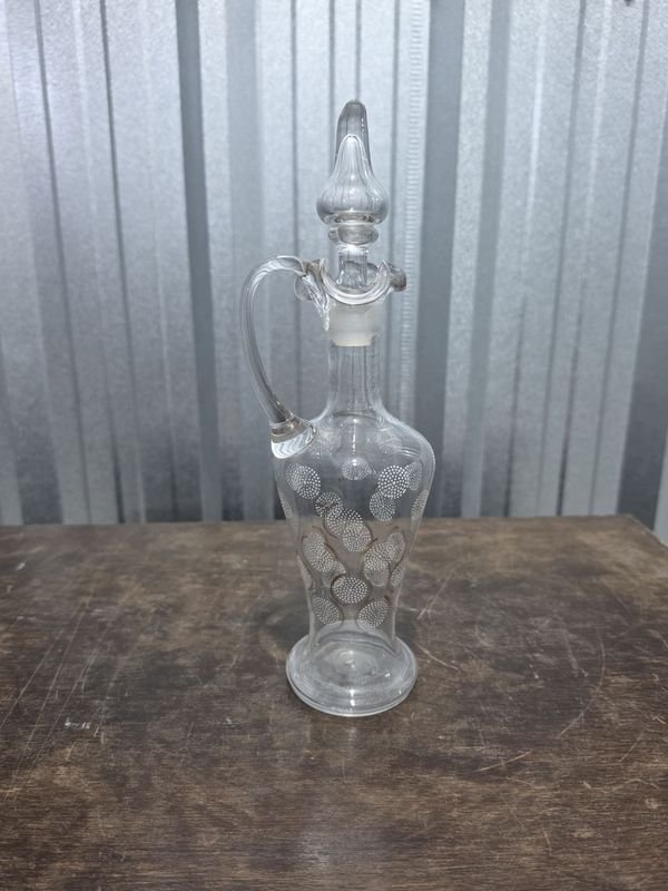 Decantador de Vidrio Transparente con Asa y Tapón Decorado