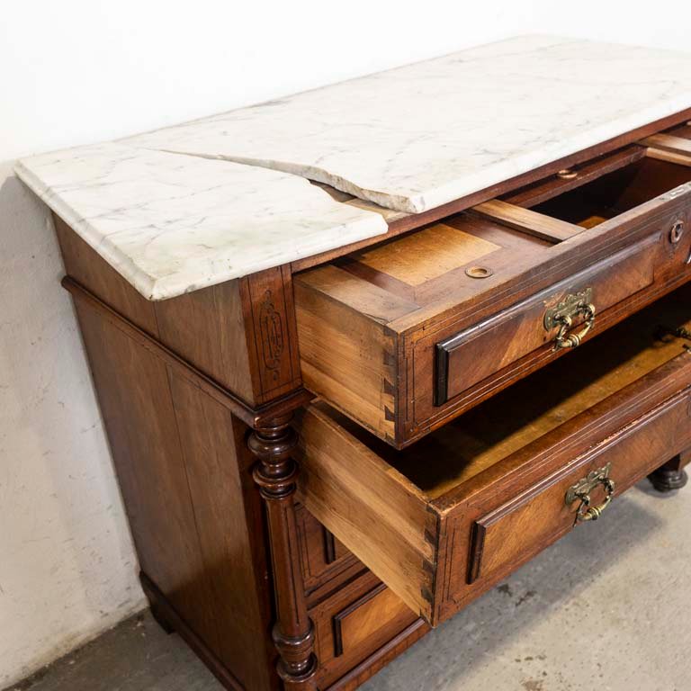 Item 2094398 - Image 3