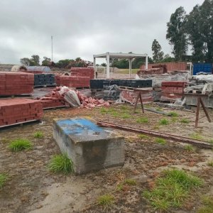 Lote anterior: Ladrillos y Materiales de Construcción
