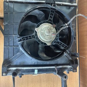 Radiador Automotriz con Electroventilador y Carenado - imagen 7