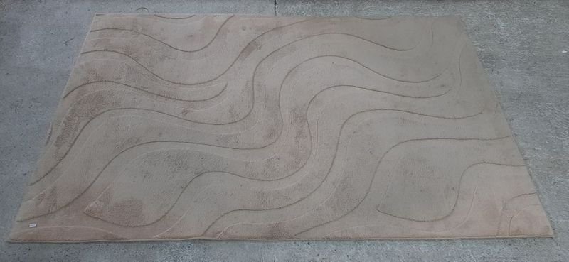 Alfombra Beige con Diseño Ondulado y Antideslizante 1.80 x 1.20 m
