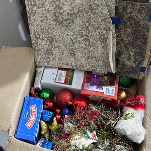 Lote siguiente: Artículos Navideños Variados