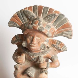 Escultura Azteca Dios Emplumado - 32x59 cm - imagen 2