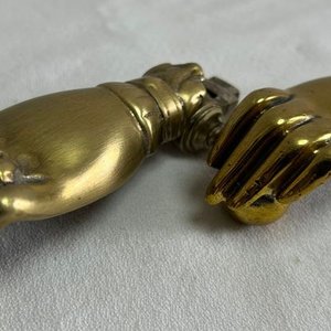Llamadores de Puerta Antiguos de Bronce con Forma de Mano - imagen 4