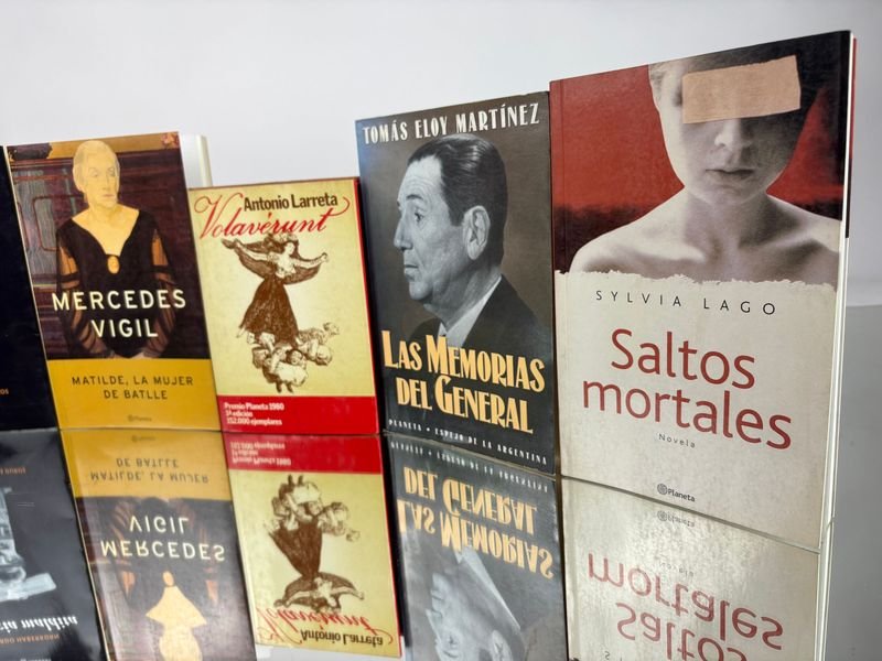 Colección de libros de narrativa y novela histórica - imagen 3