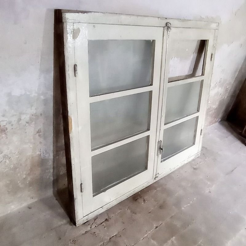 Item 900228 - Image 3