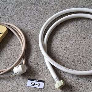 Organizador de Baño, Manguera, Alargue Eléctrico y Materiales Varios - imagen 4