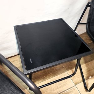 Juego de Patio Negro: 2 Sillones y Mesa con Tapa de Vidrio - imagen 5