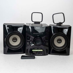 Lote anterior: Equipo de Música Sony con 2 Parlantes y Control Remoto
